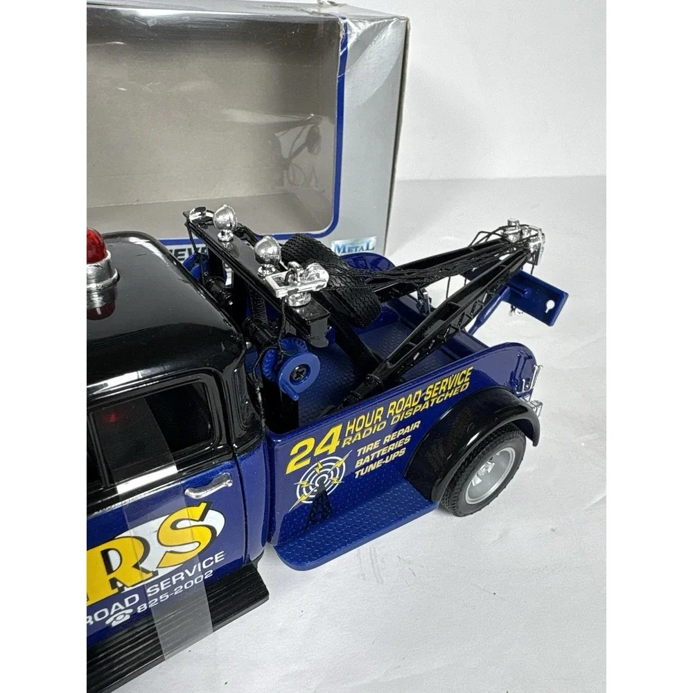 Welly 1953 Chevrolet Tow Truck 1:24 Diecast Blue Road Service w/ Box Read